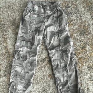 Abercrombie Kids Girls Cargo Pants Size 11/12